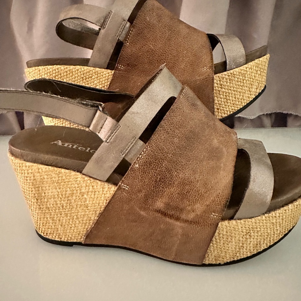 Antelope Women's Brown Wedge Sandals